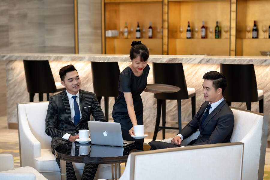  Thiết Kế – Trải Nghiệm & Chất Lượng Dịch Vụ Trong Khách Sạn
